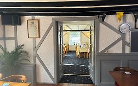 The Carpenters Arms Rooms In Broadway, Laugharne